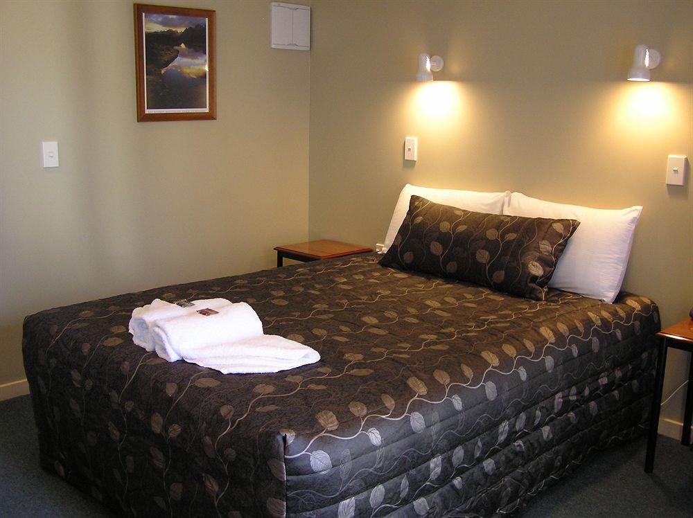 Bella Vista Motel Te Anau Eksteriør billede