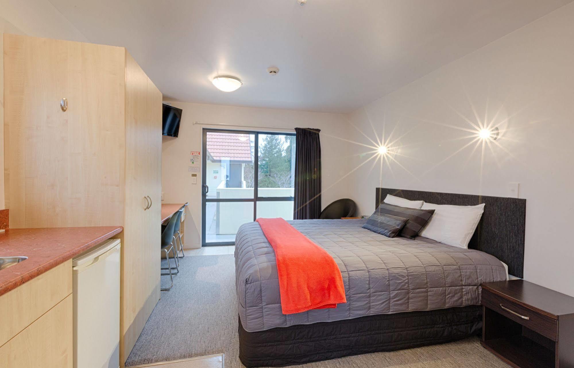 Bella Vista Motel Te Anau Eksteriør billede