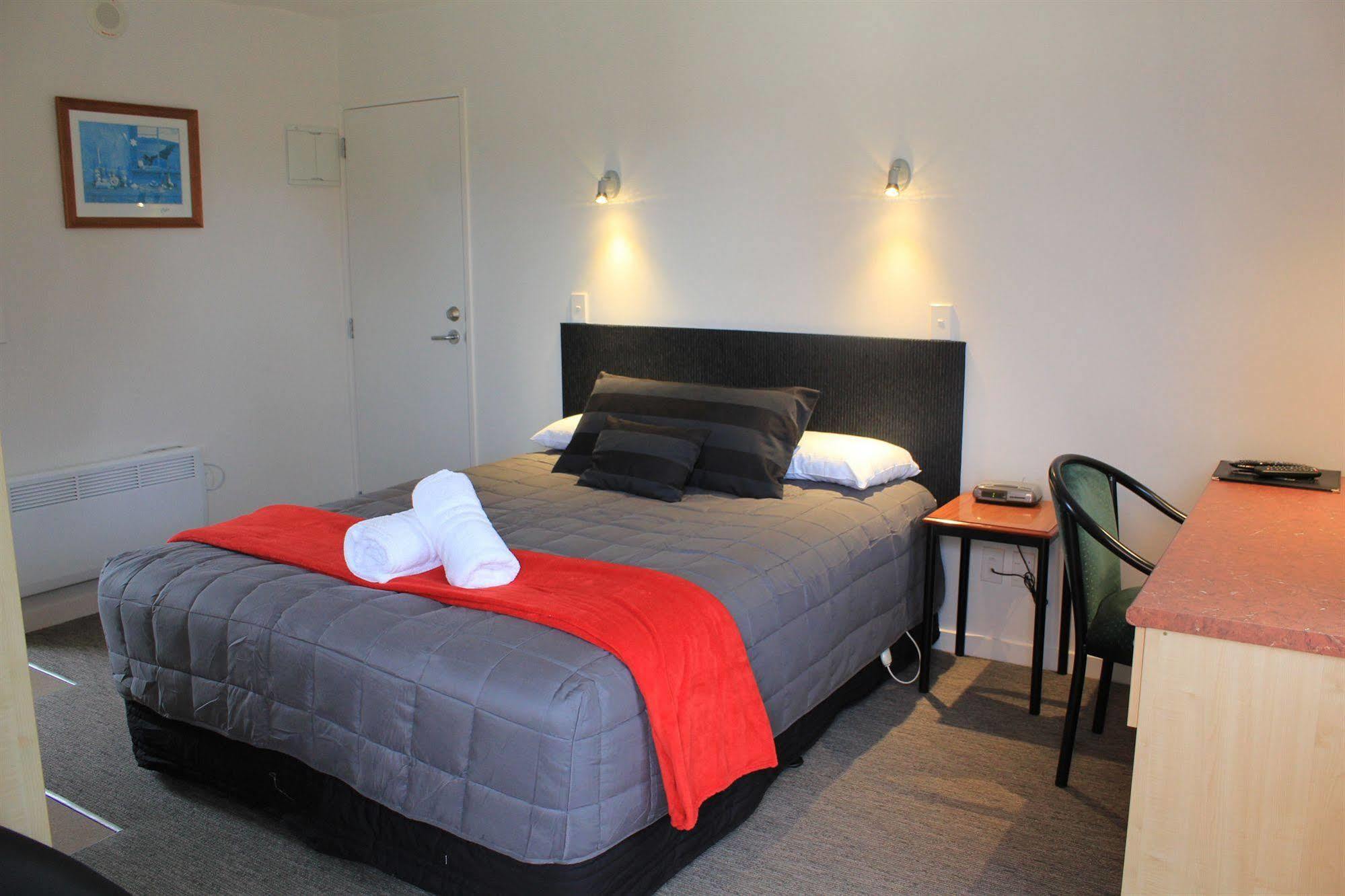 Bella Vista Motel Te Anau Eksteriør billede