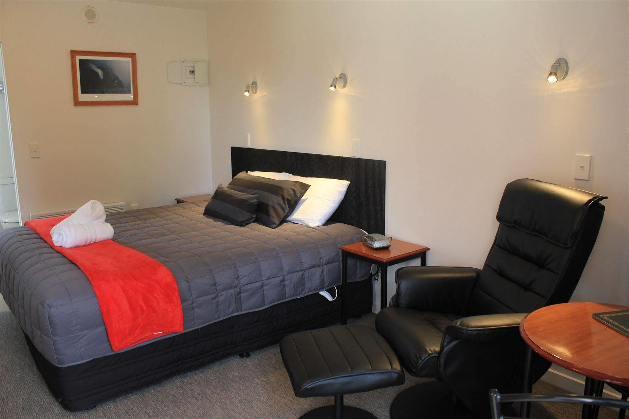 Bella Vista Motel Te Anau Eksteriør billede