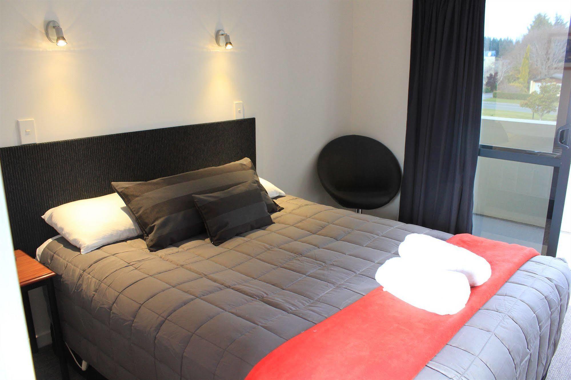 Bella Vista Motel Te Anau Eksteriør billede
