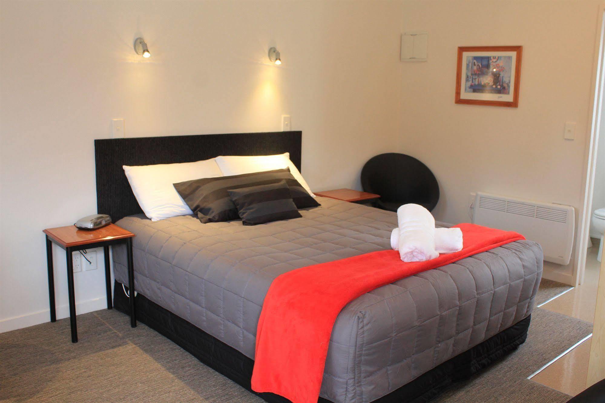 Bella Vista Motel Te Anau Eksteriør billede